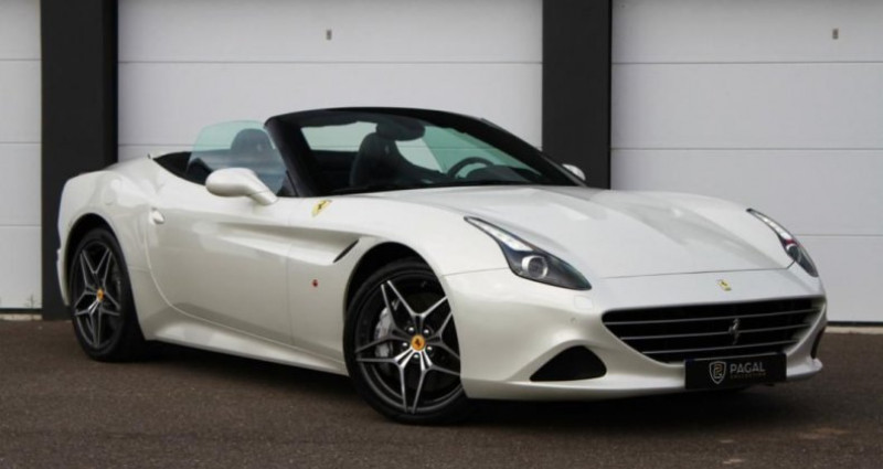 Ferrari California 560 CAB | CARNET ENTRETIEN COMPLET 2014 - photo n°7 Ferrari California 560 CAB | CARNET ENTRETIEN COMPLET  occasion à Sainte-Croix-en-Plaine - photo n°7